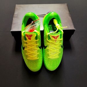 Nike Kobe "the Grinch"